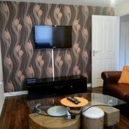 Lovely 3 Bed House Nr Etihad Stadium & Centre Holiday home