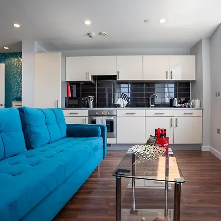 Rest & Recharge At The Heart Of Mediacityuk * Manchester