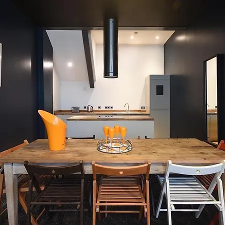 Apartment Slps 14 Hot Tub, Bar & Outdoor Terrace Manchester