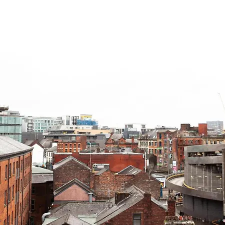 Spacious In Northern Quarter With Private Balcony Апартаменты Манчестер