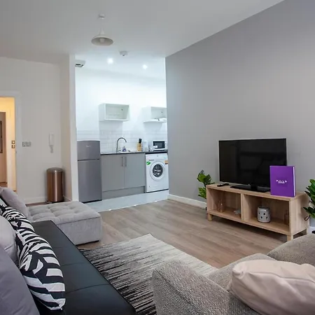 Large In The Heart Of Manchester's Northern Quarter מנצ'סטר