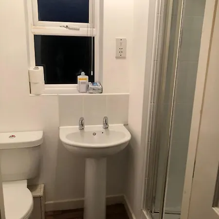 Πανσιόν Double Bedroom With Ensuite