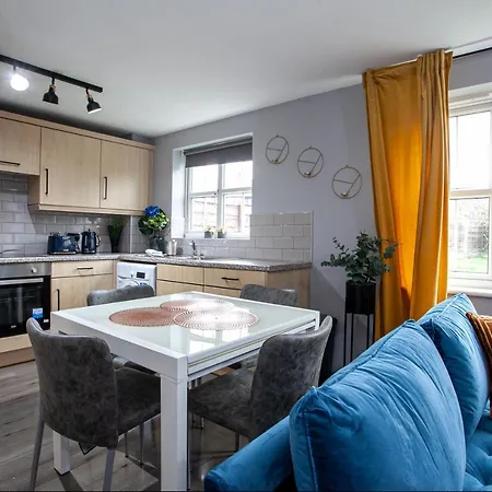 Apartment Trafford Place