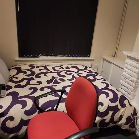 Homestay Bright And Spacious Double Room-1 *