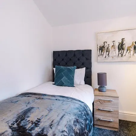 The Exquisite House Of Sleeps 10 *