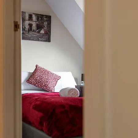 Cozy Stays Birchfields