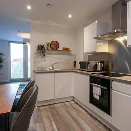 דירה Stunning 3 Bed Flat 5min To Old Trafford Stadium *