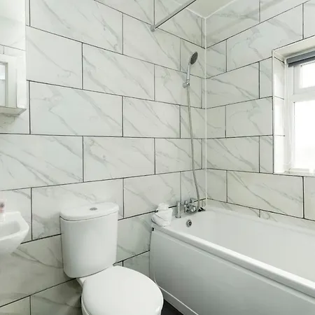 Guestready - Modern 2br In Salford * Manchester