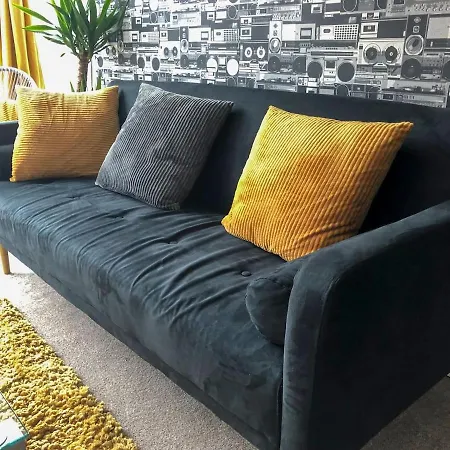 Trendy 2Br Close To Media City University Of Salford & City Center Apartment