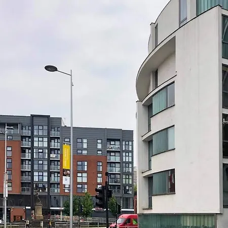 Trendy 2Br Close To Media City University Of Salford & City Center Manchester