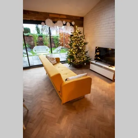 Garden Haus Semesterbostad