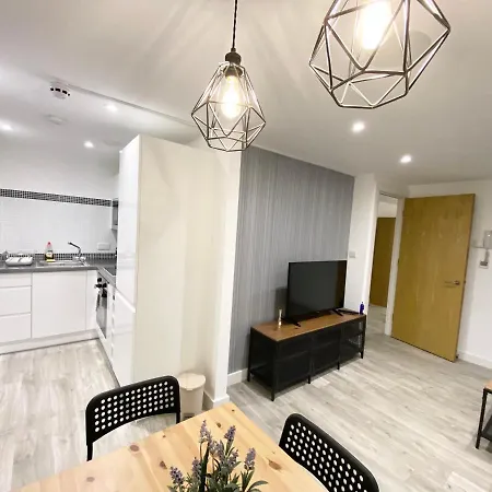 Cosy Centre Location, Hydro Massage Showe מנצ'סטר