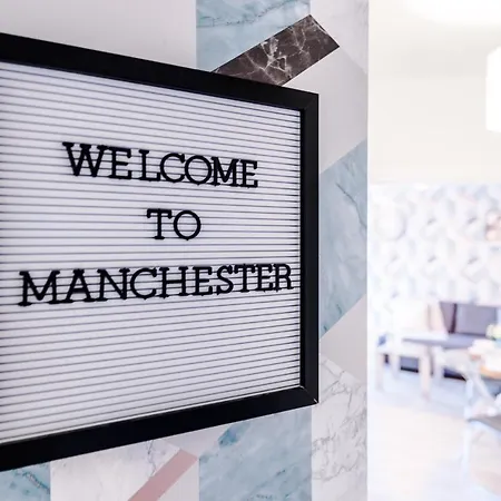2 Bedroom Hosted By Mcr Dens * Manchester
