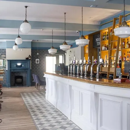 The Garden Apartment, Near Airport & Διαμέρισμα Μάντσεστερ