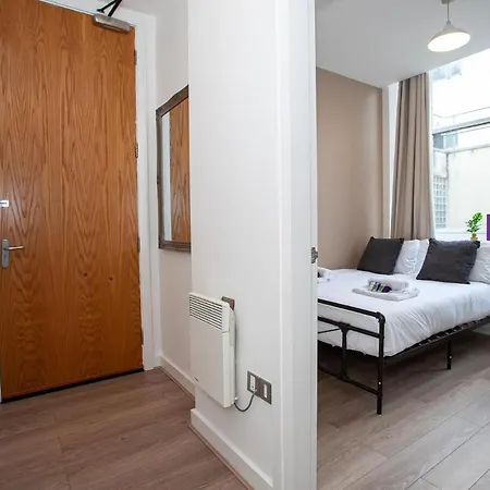 Large In The Heart Of Manchester's Northern Quarter דירה *