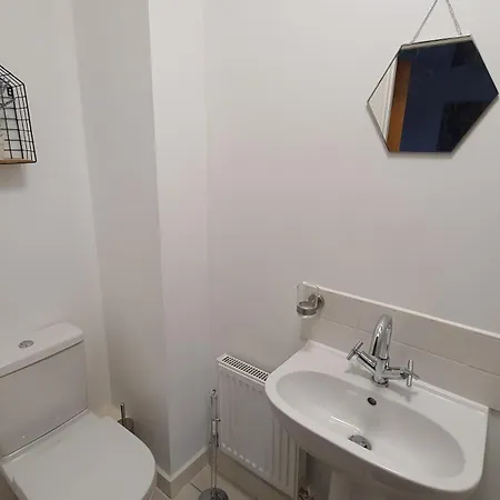 Roberthall Street Blue * Μάντσεστερ