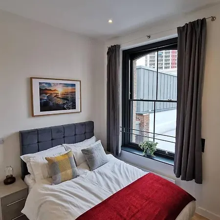 Lejlighed Superb 3bed2bath 5min Walk To Victoria Station Manchester