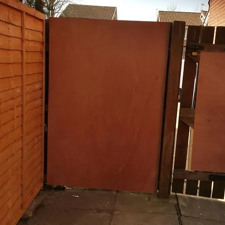 Gardner Holidays House Apartment Manchester