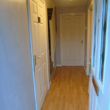 Swinton 3-bedroom House Holiday home