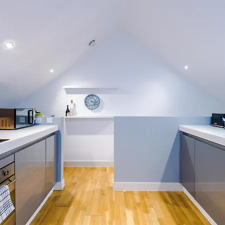 Holiday home Rest & Recharge At Ash House Near Mediacityuk