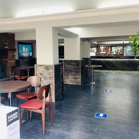 Fairways & Leisure Club Hotel