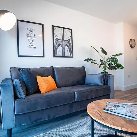 Luxe Interchange Near Old Trafford - Media - The Quays Manchester