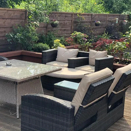 Casa de hóspedes Hendham House - Near Etihad Stadium, Coop Live Arena, Ao Arena, Piccadilly Train Station & Centre Manchester