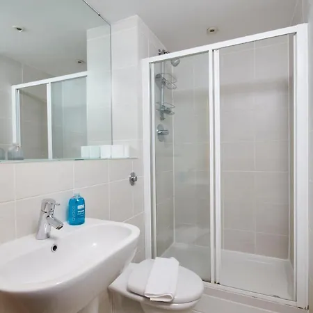 Stylish Gem - Sleeps 10!