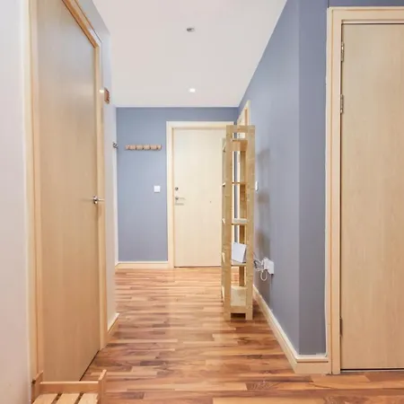 Stylish Gem - Sleeps 10!