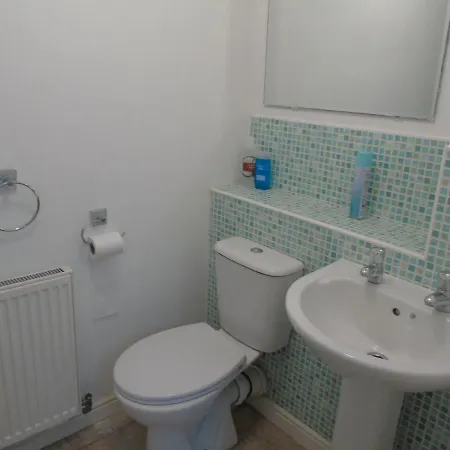 Swinton 3 Bedroom House *