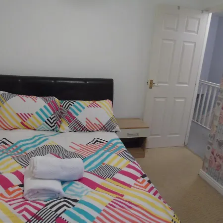 Swinton 3-bedroom House * Manchester