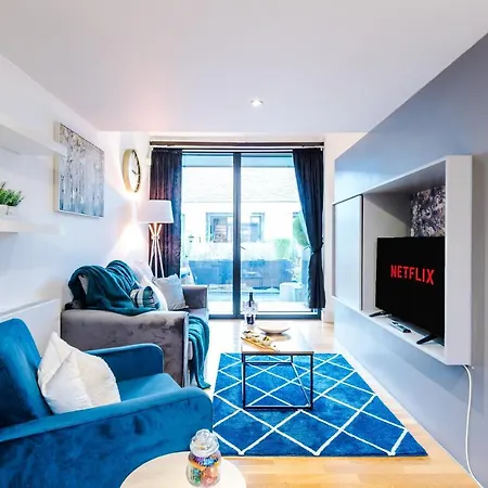 Holiday home Rest & Recharge At Ash House Near Mediacityuk