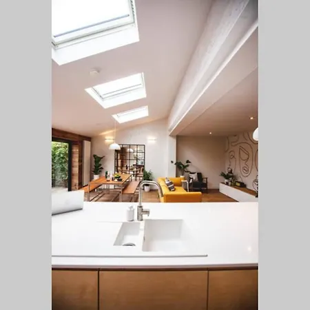 White Haus *