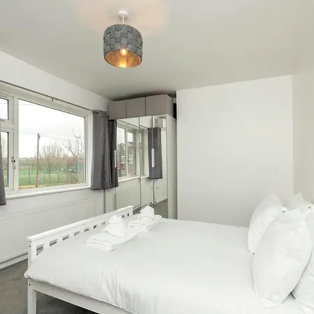 Holiday home Guestready - Modern 2br In Salford Manchester