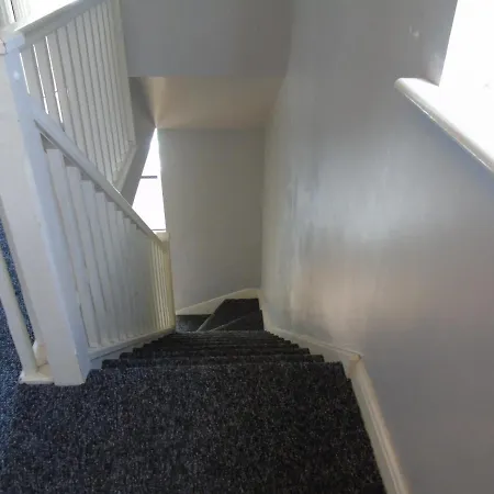 Apartment Swinton 3 Bedroom House *
