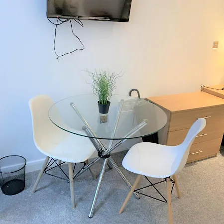 Luxury Central Sleeps 2 * Манчестер