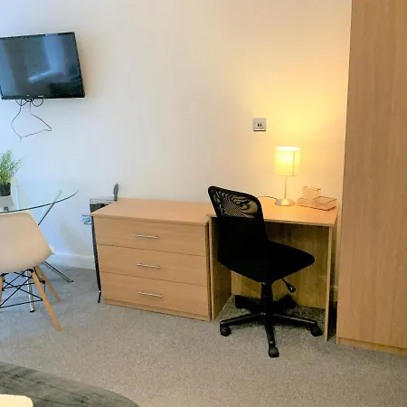 Luxury Central Sleeps 2 Manchester