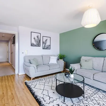 Rest & Recharge In Hulme By The City Centre Apartmán