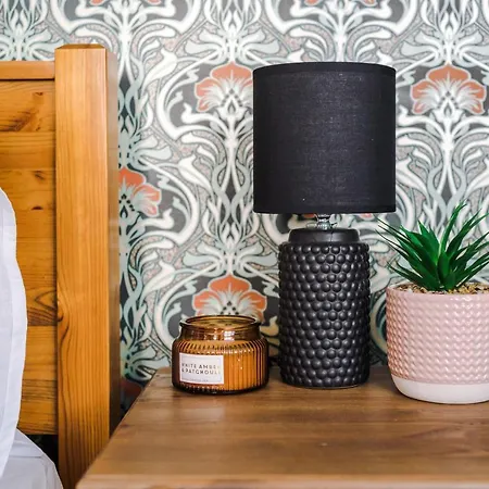 Rest & Recharge In Hulme By The City Centre Apartmán Manchester