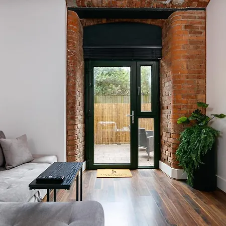 Boutique Warehouse Apartment By The Jacksonheim Boutique *