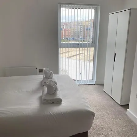 Modern 2 Bedroom In Манчестер