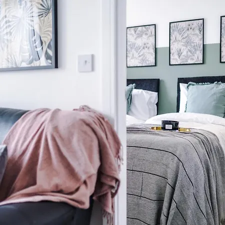 Rest & Recharge At The Orange Grove Apartment *