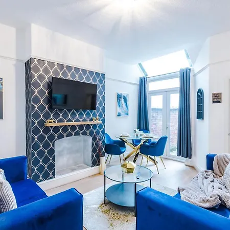 R&r Nr Mediacity 4 Bedrms, 6 Beds, Free Parking Holiday home *