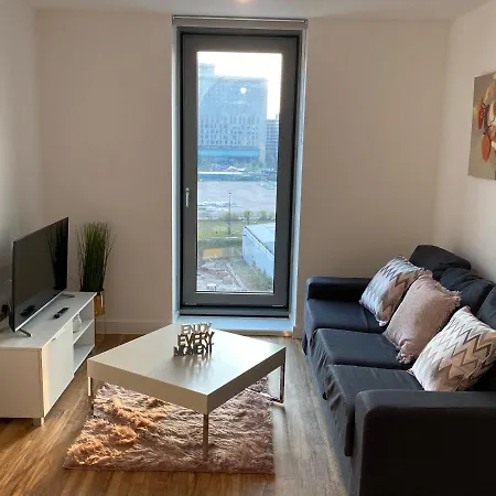1 Bedroom Lovely In Salford Quays Free Street Parking Subject To Availability * Manchester