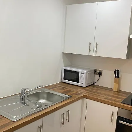 Apartment 1 Bedroom Lovely In Salford Quays Free Street Parking Subject To Availability *