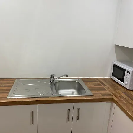 1 Bedroom Lovely In Salford Quays Free Street Parking Subject To Availability Apartment Manchester