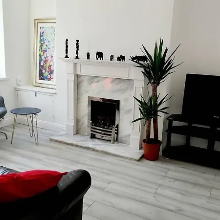 Cherie Gorgeous 4 Bedrooms Stylish Modern House In Manchester * Manchester