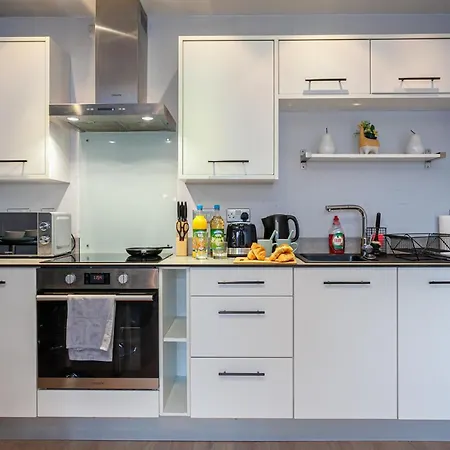 דירה Luxurious 2 Bed Apartment מנצ'סטר