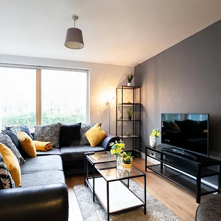 דירה Luxurious 2 Bed Apartment *