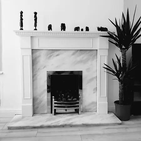 Gorgeous Stylish Cheri Victorian House In Semesterbostad Manchester